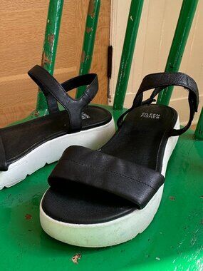 Eileen Fisher Black Leather Platform Sport Sandals White Sole Size 8